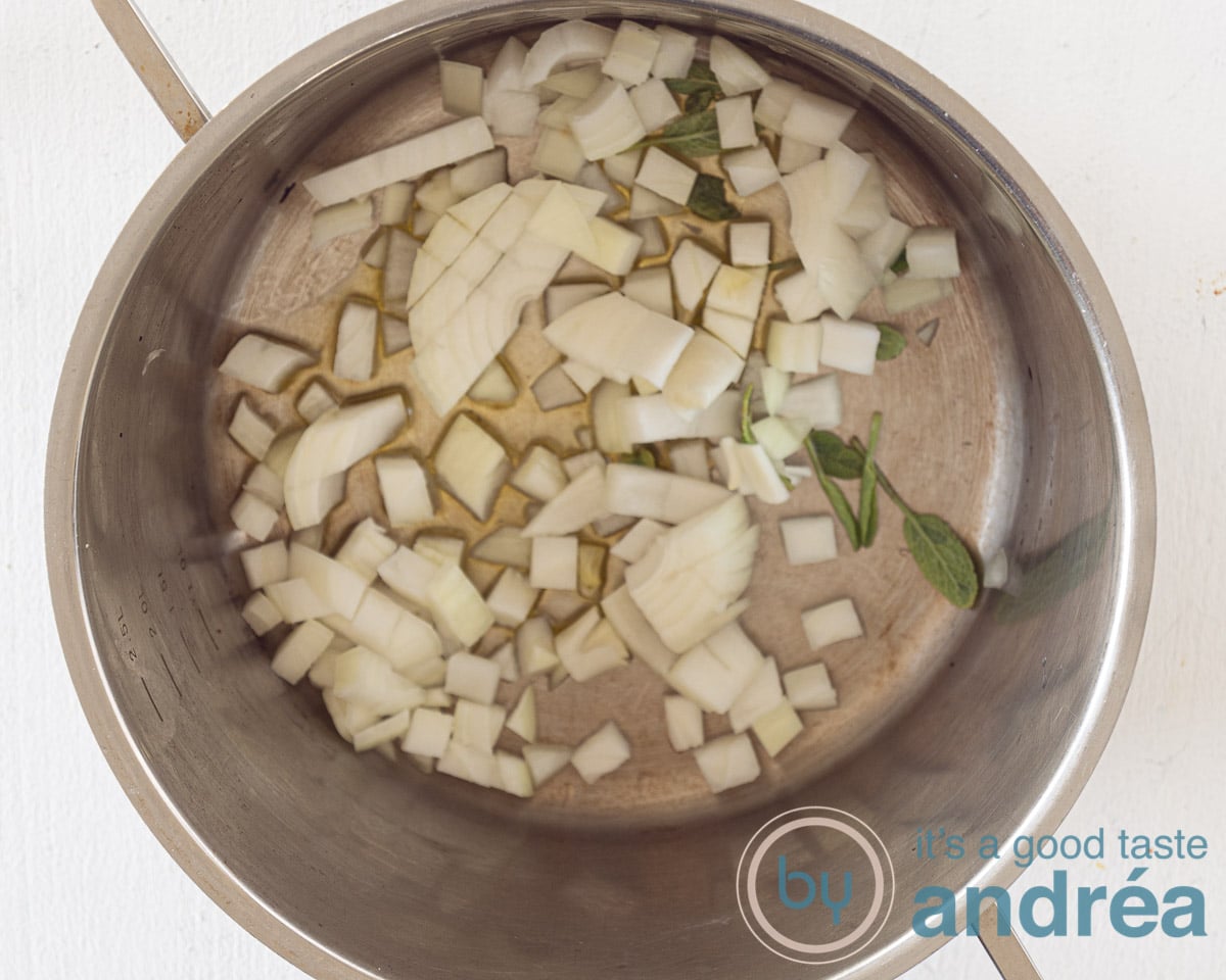 Fry the onion and the sage in the pan