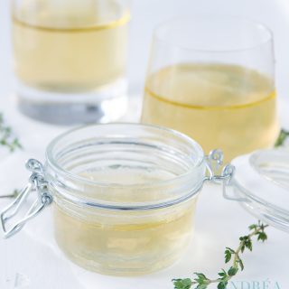 Homemade chicken stock