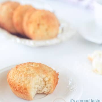 coconut cakes