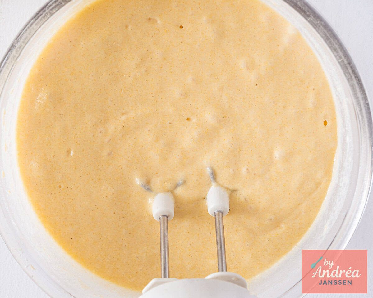 Combine dry and wet ingredients and mix until you've got a smooth batter