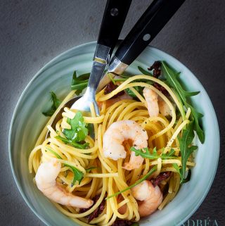 spaghetti met garnalen en rucola