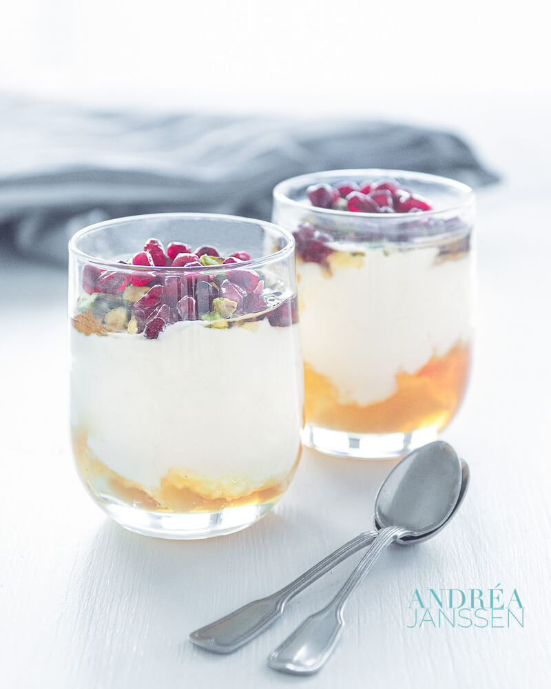 Yogurt with honey and pomegranate