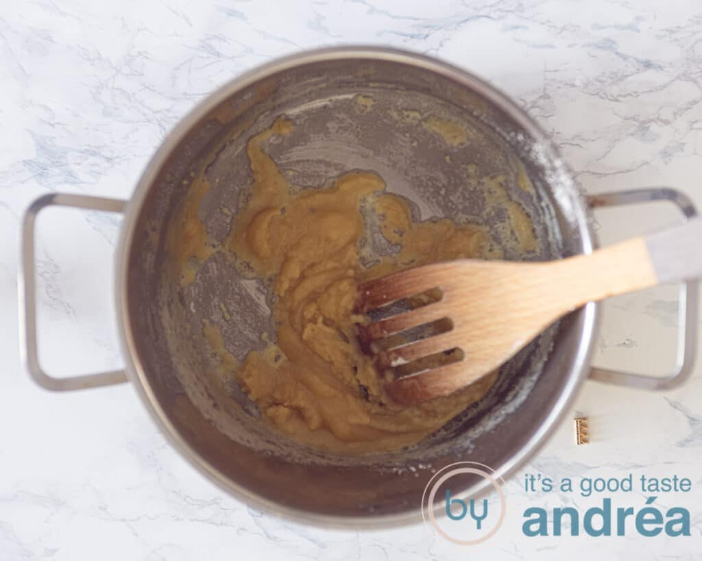prepare a roux