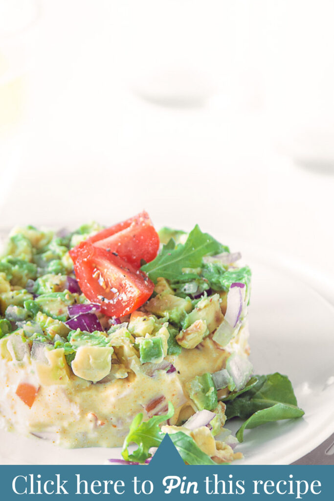 c t a Smoked chicken and avocado salad