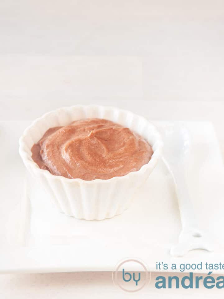 Chocolate mousse without heavy cream By Andrea Janssen