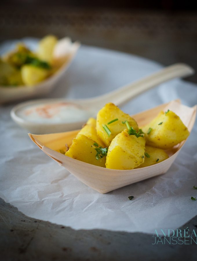 Aardappeltjes met groene kruiden – potatoes with green herbs Aardappeltjes met groene kruiden