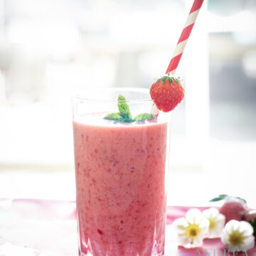 Aardbeien yoghurt smoothie
