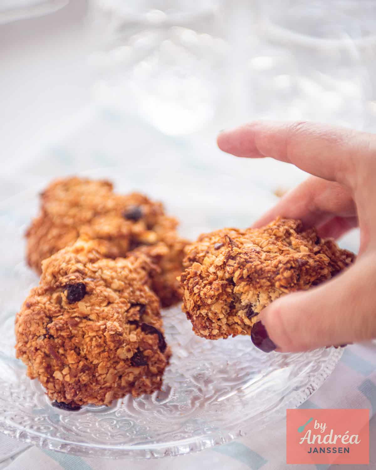 Easy Oatmeal Raisin Cookies with Apple