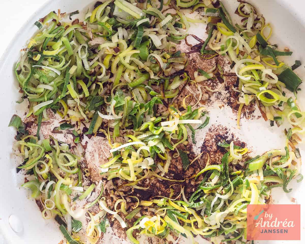 A pan filled with fried leeks