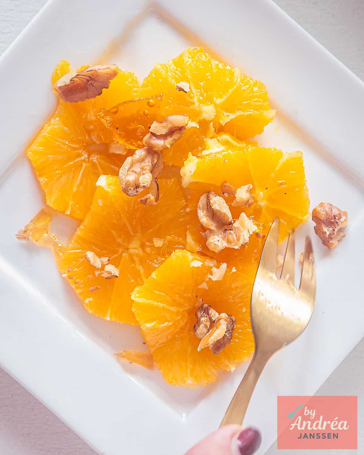 Caramelized Oranges with Honey and Walnuts