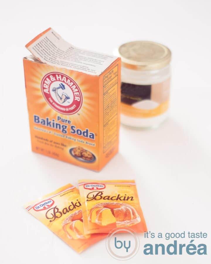 Baking Powder vs. Baking Soda. What's the difference? By Andrea Janssen