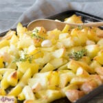 oven gebakken aardappelen met knoflook en tijm oven gebakken aardappelen met knoflook en tijm - roast potatoes easy recipe with garlic and thyme