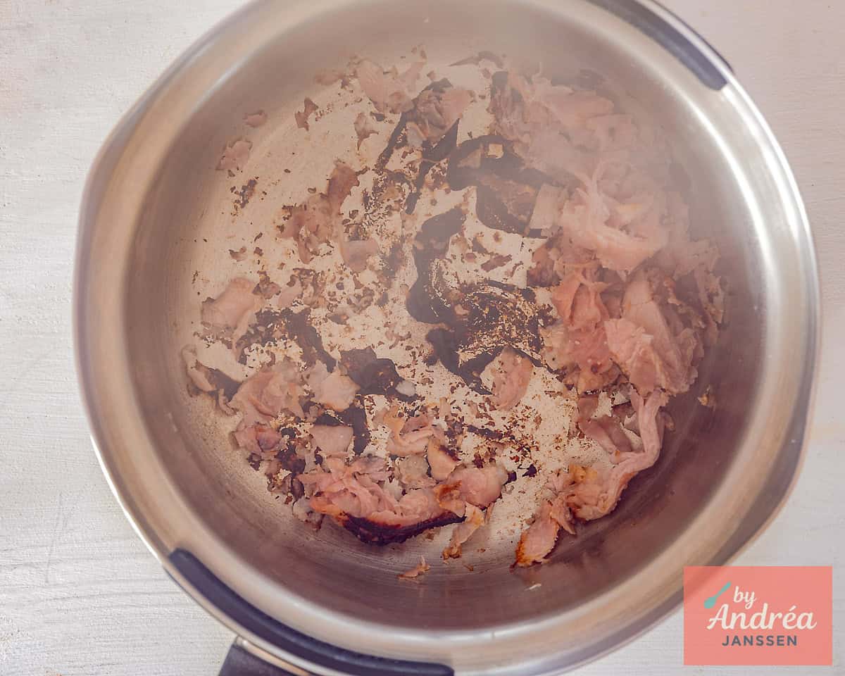 Bak de bacon in de pan