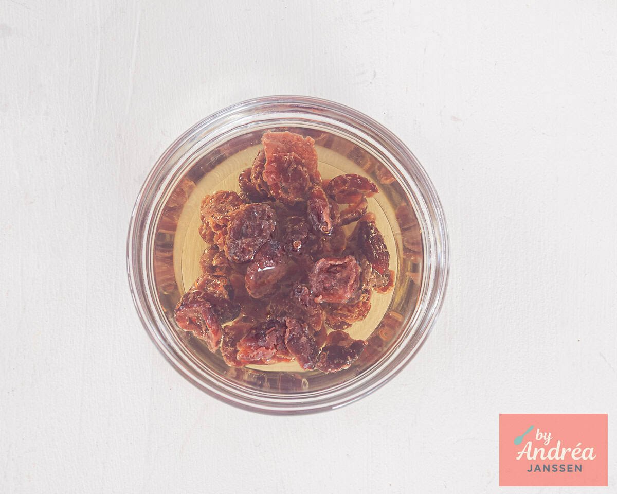 crnaberry's die in appelsap aan het weken zijn