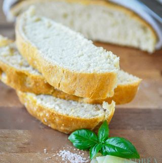 Foccacia met basilicum
