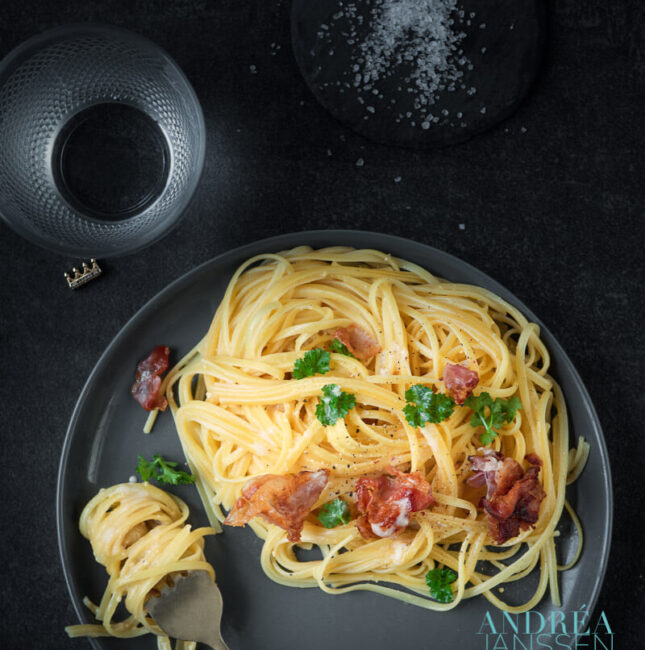 Classic spaghetti carbonara without cream By Andrea Janssen