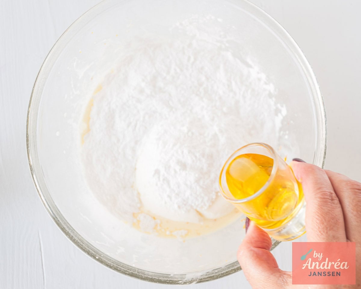 licor43 added to bowl