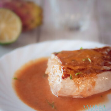 Tenderloin with prickly pear sauce
