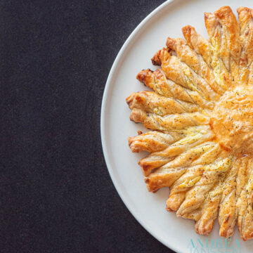 tarte soleil bladerdeeg gevuld met Boursin
