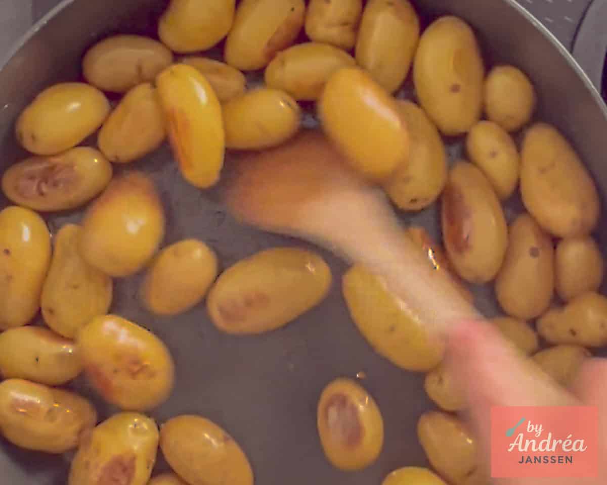 Chicken Potato Skillet with Baby Potatoes in a Pan