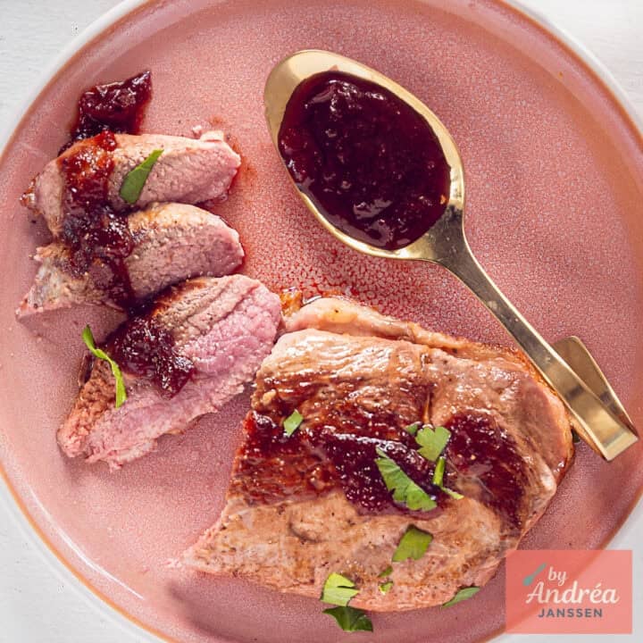 Tender Venison Steak With Shallot Thyme Sauce